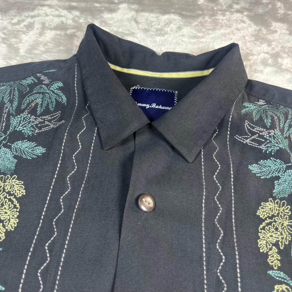Tommy Bahama Men's L Large Mens Button Up Shirt Black Silk Embroidered Tropical